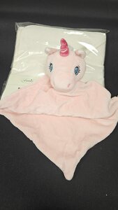 Kraampakket Badcape &amp; Eenhoorn &ndash; Geborduurd met naam