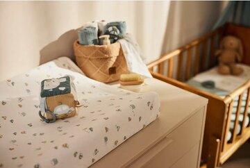 Aankleedkussenhoes Jersey 50x70cm - On The Go met naam geborduurd 