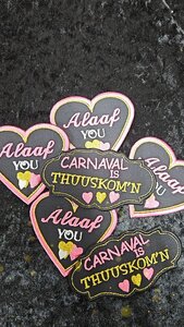 Carnaval is Thuuskom'n roze 