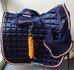 Halsters Fleece donkerblauw met oranje geborduurd + oranje touw_12